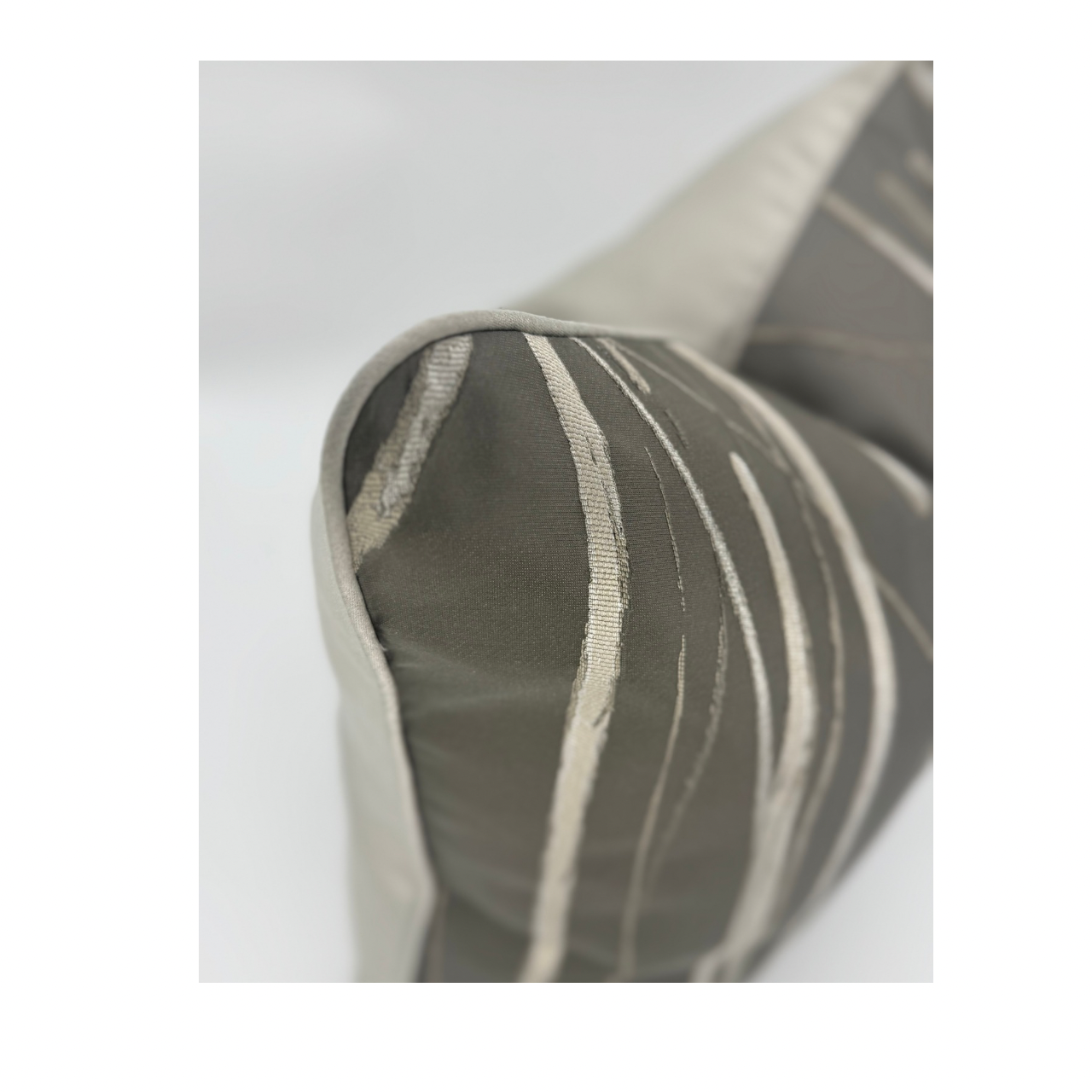 SECRET - Grey