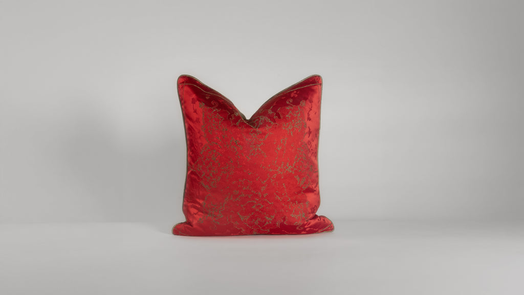 FARAH - Red